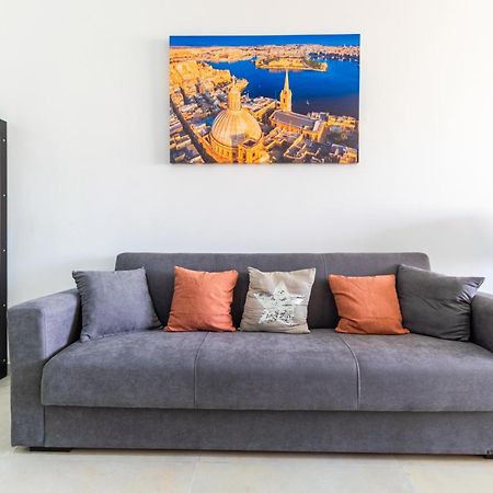 Brand New Apartment 3Bdr 2 Bth H7 خليج سانت بول المظهر الخارجي الصورة